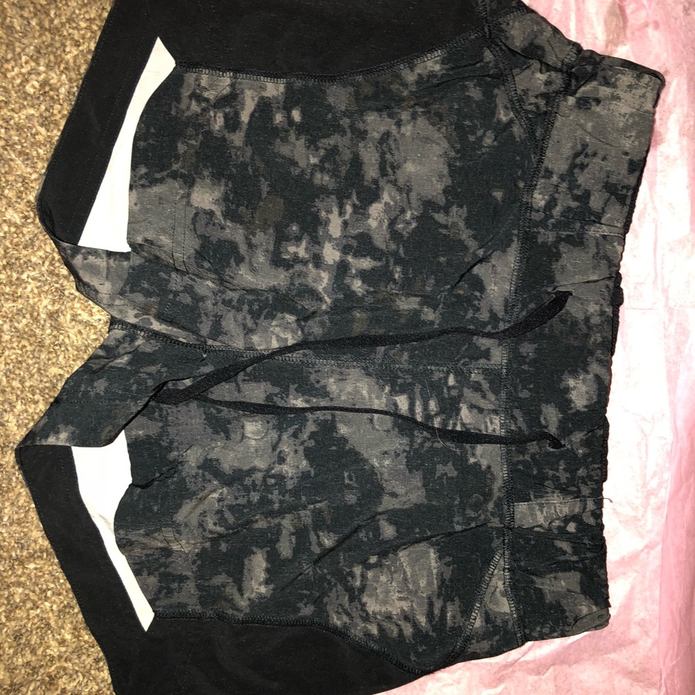 COLOMBIA ATHLETIC SHORTS SMALL